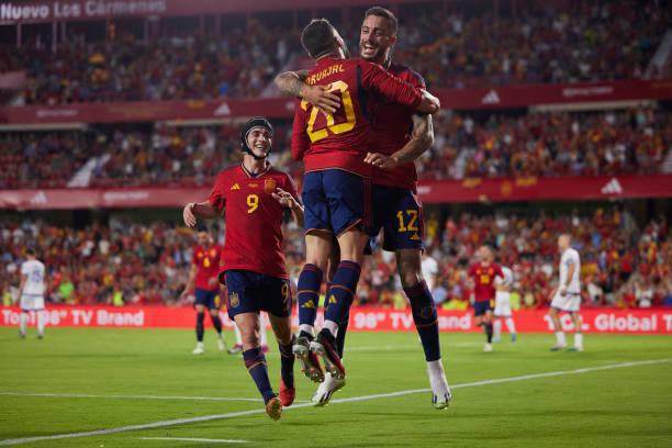 1694566218946062596.jpg 1660807840-612x612.jpg